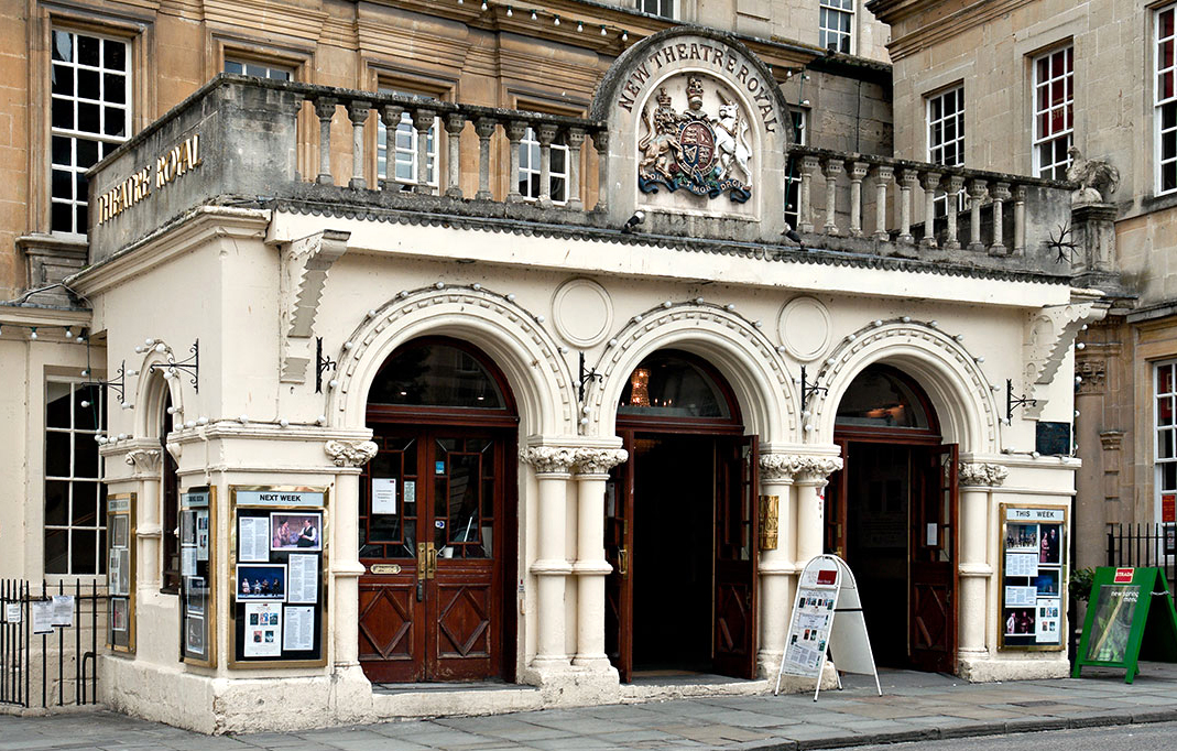 THEATRE ROYAL BATH RECEIVES LIFELINE GRANT OF £955,192 