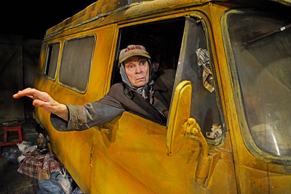 THE LADY IN THE VAN at Bath Theatre Royal