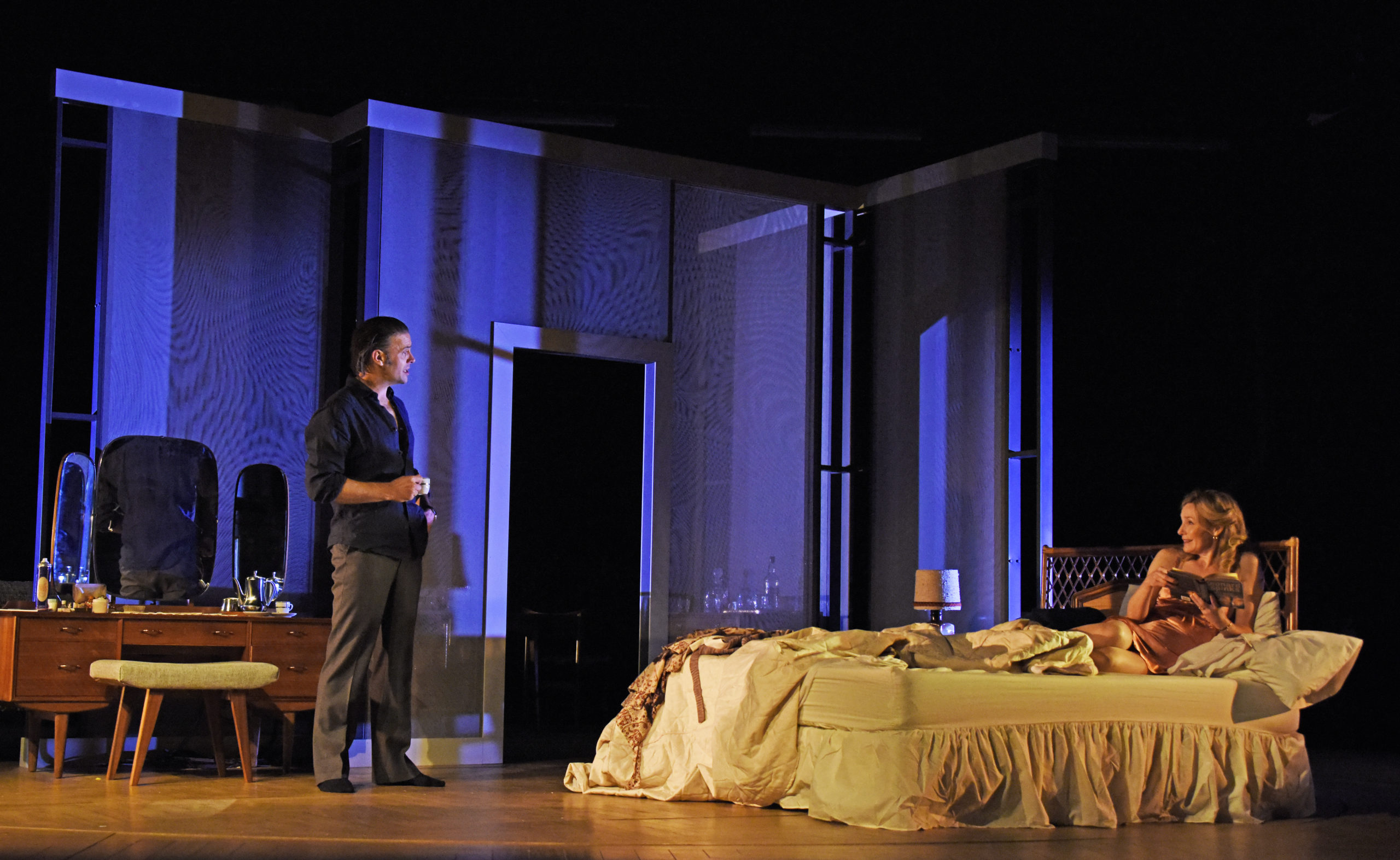 Review: BETRAYAL at Theatre Royal Bath