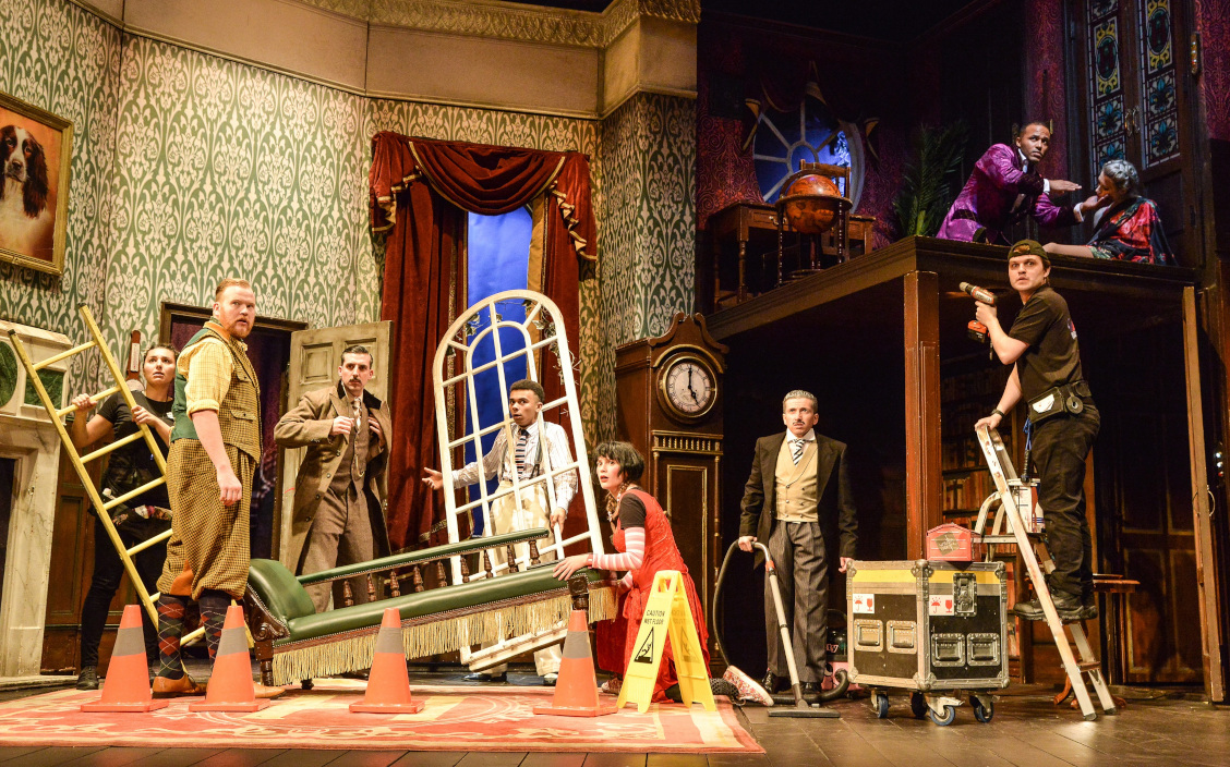 Review: THE PLAY THAT GOES WRONG at Bath Theatre Royal