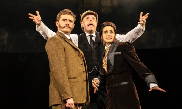 Review: THE HOUND OF THE BASKERVILLES at Bath Theatre Royal