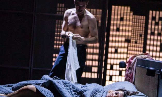 Review: FATAL ATTRACTION at Bath Theatre Royal