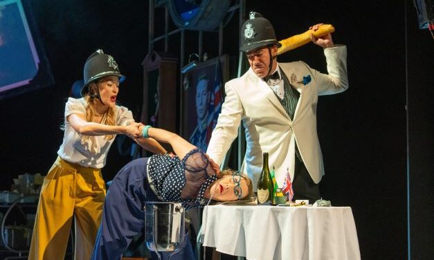 Review: THE LAVENDER HILL MOB at The Everyman, Cheltenham