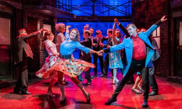 Review: BLOOD BROTHERS at Cheltenham Everyman Theatre