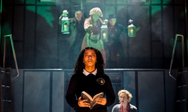 UNEXPECTED TWIST at Everyman Theatre, Cheltenham