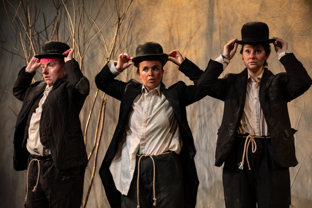 Review: GODOT IS A WOMAN at Old Fire Station Theatre, Oxford