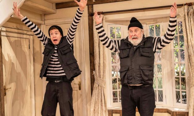 Review:  NOISES OFF at Everyman Theatre, Cheltenham