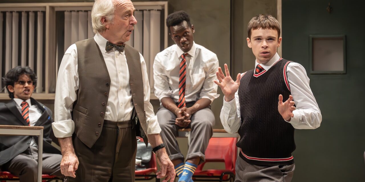 Review: THE HISTORY BOYS at Bath Theatre Royal