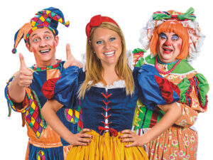 SNOW WHITE Olivia Birchenough as Snow White with Jon Monie as Muddles and Nick Wilton as Dame Dilly – Theatre Royal Bath pantomime-1