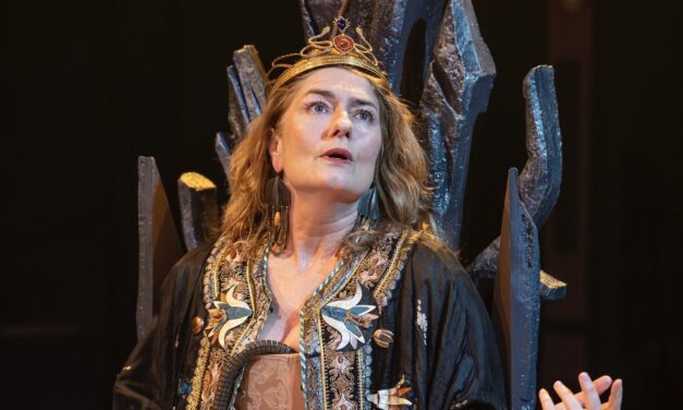 Review: PLAYHOUSE CREATURES at Bath Theatre Royal