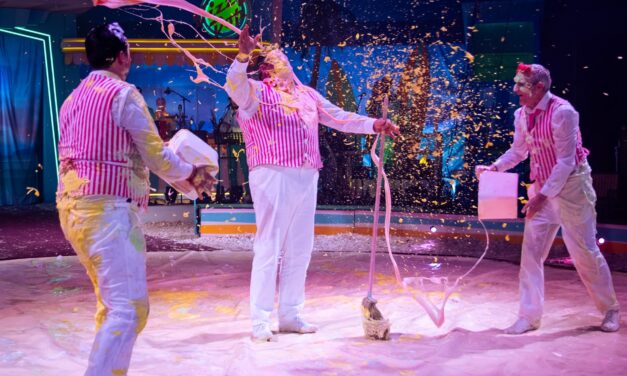 Review:  GIFFORD’S CIRCUS: LAGUNA BAY at Blenheim Palace, Woodstock