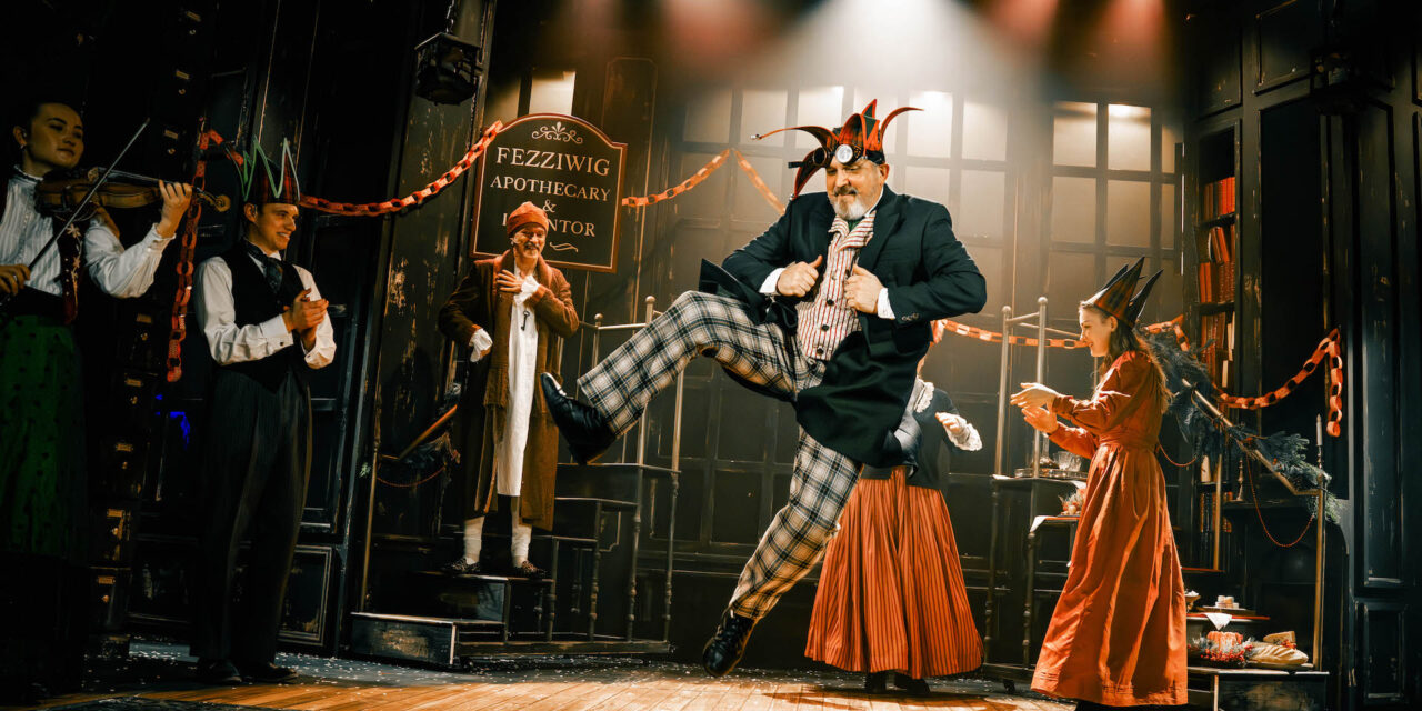 Review: A CHRISTMAS CAROL at The Barn Theatre, Cirencester